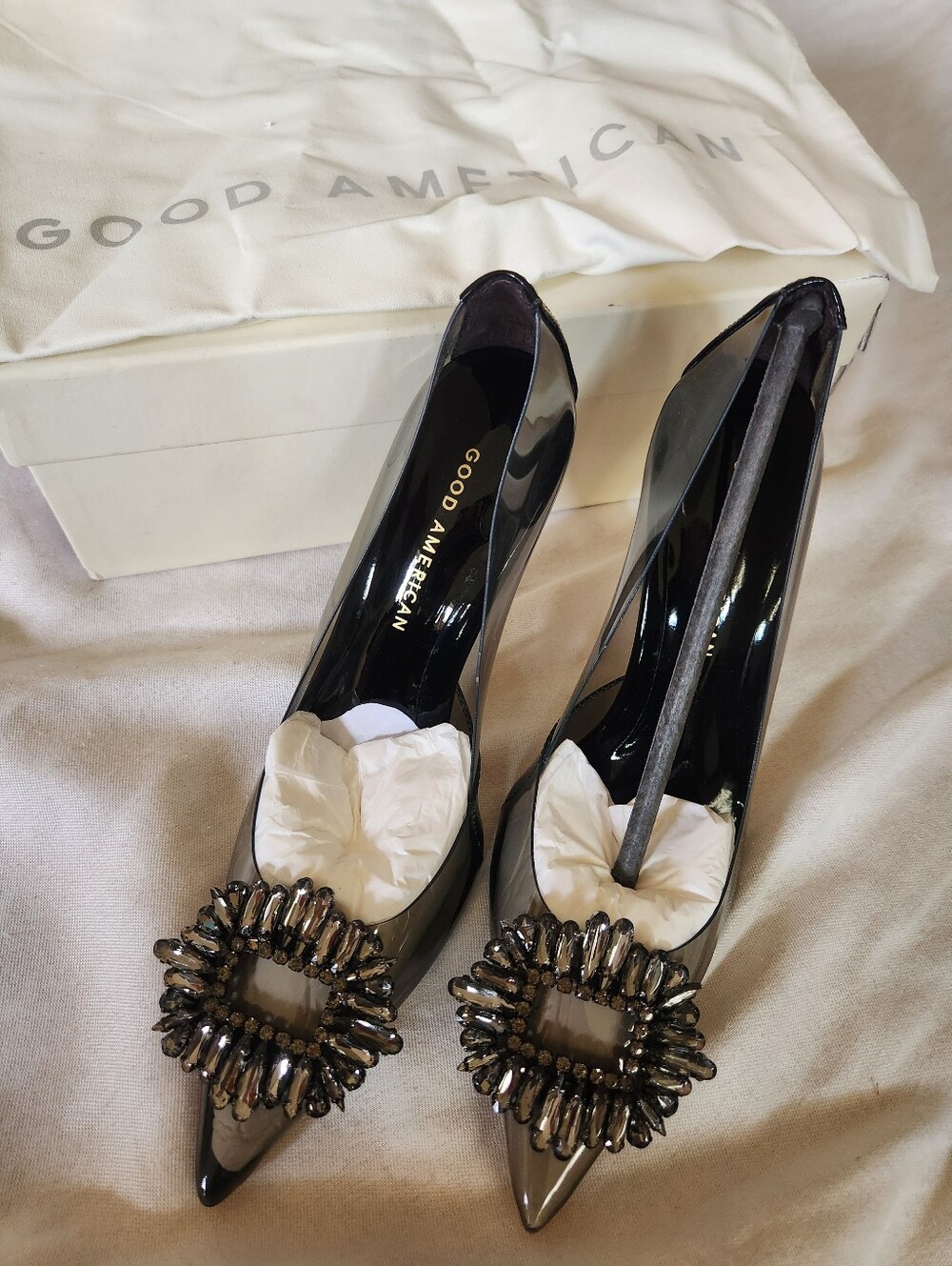 Good American Cinder-F*cking-Rella Smoke PVC Crystal Buckle Pumps Size 6 NIB